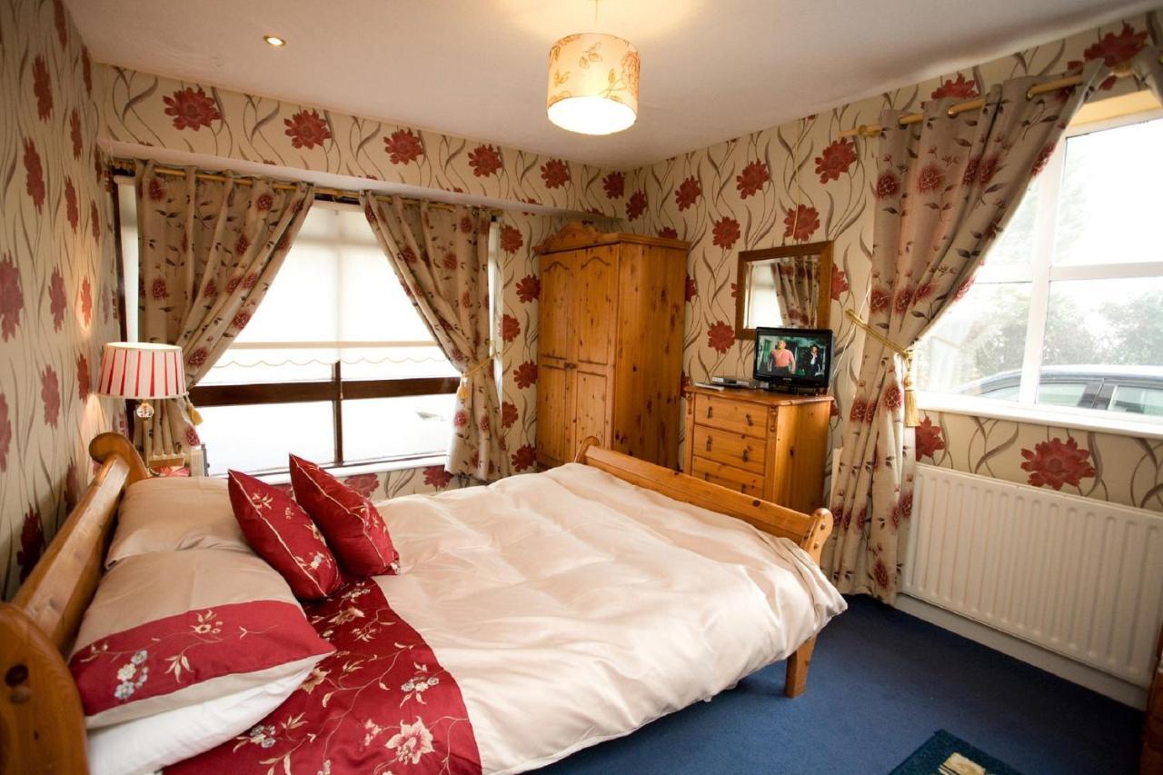 Evergreen Bed & Breakfast Swords Room photo